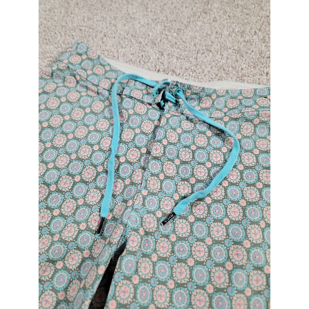 RVCA item description